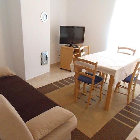 Apartments Petricevic 2 เซลเซ ภายนอก รูปภาพ