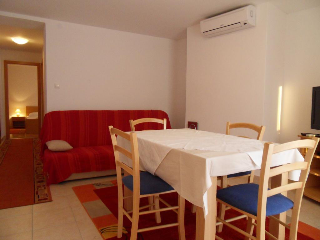 Apartments Petricevic 2 เซลเซ ภายนอก รูปภาพ