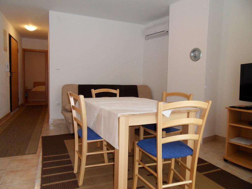 Apartments Petricevic 2 เซลเซ ภายนอก รูปภาพ
