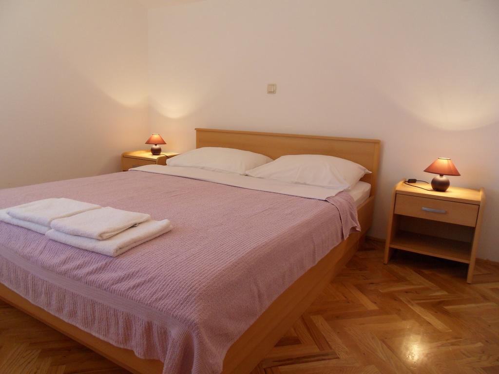 Apartments Petricevic 2 เซลเซ ภายนอก รูปภาพ