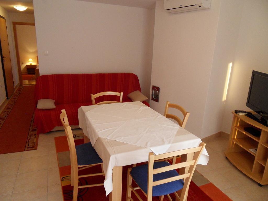 Apartments Petricevic 2 เซลเซ ภายนอก รูปภาพ